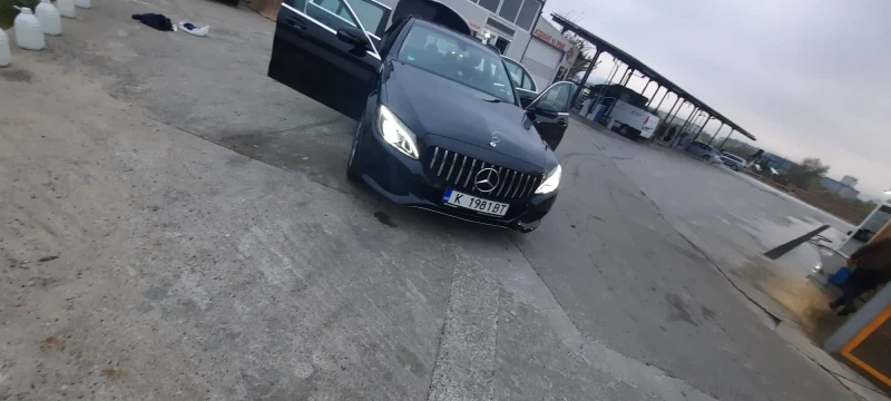 Mercedes-Benz 180, снимка 3 - Автомобили и джипове - 52479008