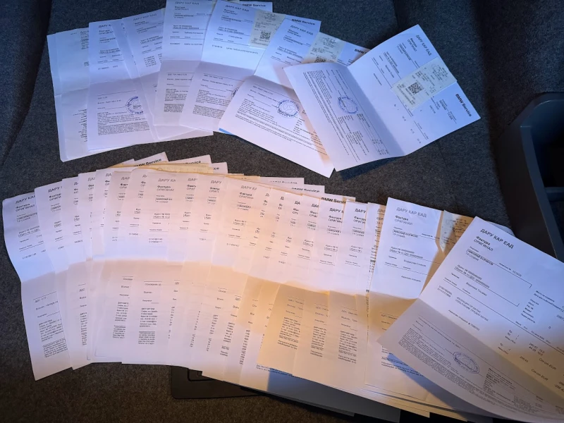 BMW 330 i М спорт, снимка 17 - Автомобили и джипове - 52885375