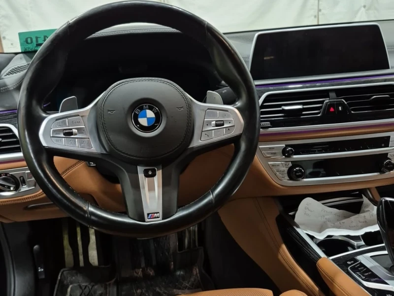 BMW 750 XDRIVE * CARFAX * БЕЗ ПЪРВОНАЧАЛНА ВНОСКА, снимка 11 - Автомобили и джипове - 53125419