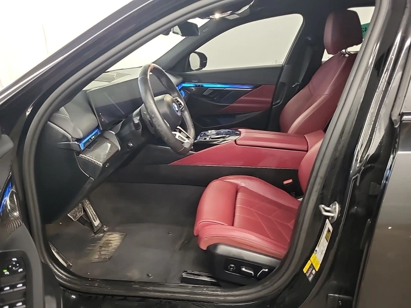 BMW i5 M6O XDRIVE CARFAX АВТО КРЕДИТ , снимка 8 - Автомобили и джипове - 53244057