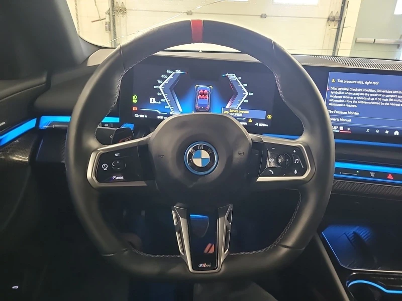 BMW i5 M6O XDRIVE CARFAX АВТО КРЕДИТ , снимка 9 - Автомобили и джипове - 53244057