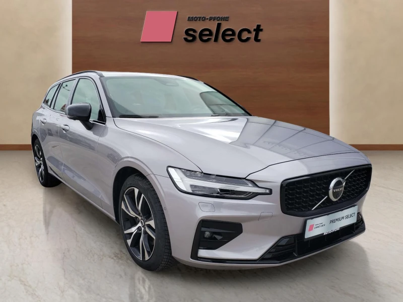 Volvo V60 2, 0, снимка 3 - Автомобили и джипове - 53489418