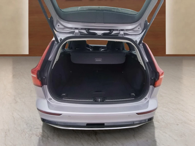 Volvo V60 2, 0, снимка 12 - Автомобили и джипове - 53489418