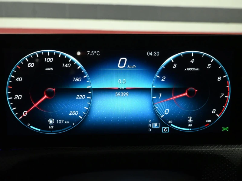 Mercedes-Benz CLA 250 4MATIC* АвтоКредит* (ЦЕНА ДО БГ), снимка 12 - Автомобили и джипове - 53525842