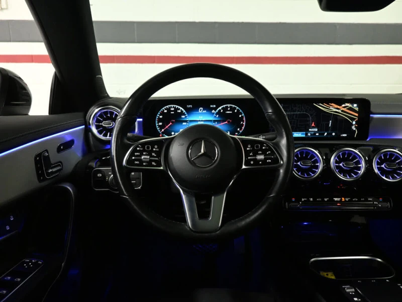 Mercedes-Benz CLA 250 4MATIC* АвтоКредит* (ЦЕНА ДО БГ), снимка 11 - Автомобили и джипове - 53525842