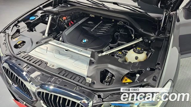 BMW X3 XDrive* M40* LASER* DIGITAL* ПОДГРЕВ* ОБДУХВ* ПАНО, снимка 15 - Автомобили и джипове - 54356166