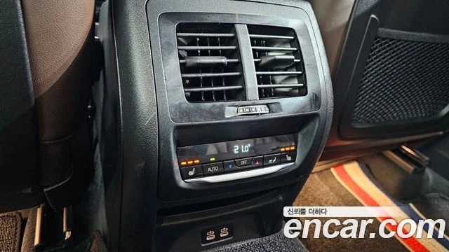 BMW X3 XDrive* M40* LASER* DIGITAL* ПОДГРЕВ* ОБДУХВ* ПАНО, снимка 11 - Автомобили и джипове - 54356166