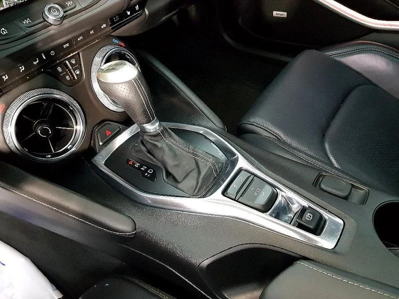 Chevrolet Camaro SS 6.2 V8| 455к.с.| ВКЛ.ТЕХНОТЕСТ, снимка 13 - Автомобили и джипове - 55637850