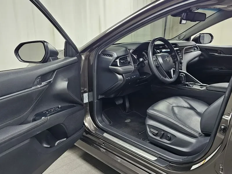 Toyota Camry (Xv70) 2.5 Xle Hybrid | Mobile.bg � ����������� 9