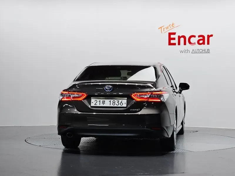 Toyota Camry (Xv70) 2.5 Xle Hybrid | Mobile.bg � ����������� 3