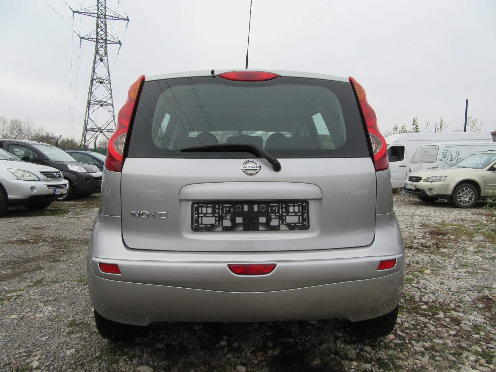 Nissan Note 1.4i/16V/FACELIFT - изображение 7