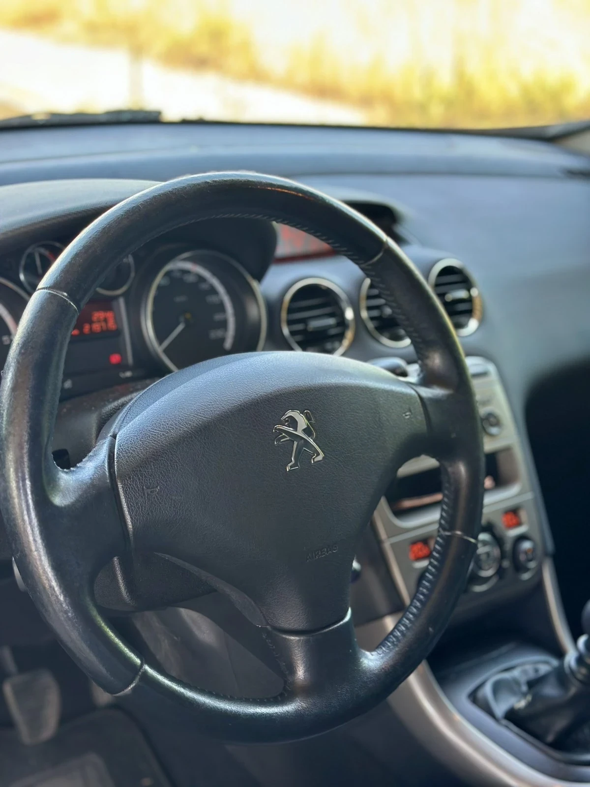 Peugeot 308 1.6 e-HDI - изображение 8
