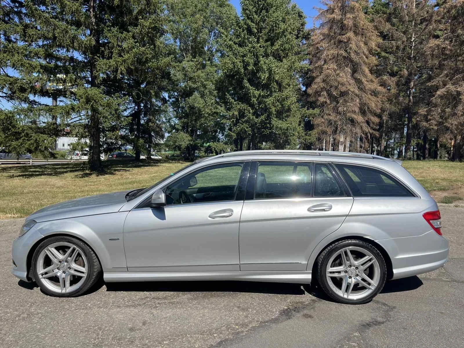 Mercedes-Benz C 320 C 320 CDI T Avantgarde - изображение 4