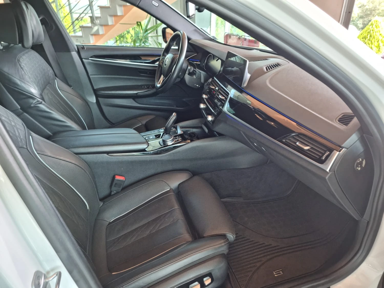 BMW 530 SPORT - изображение 6