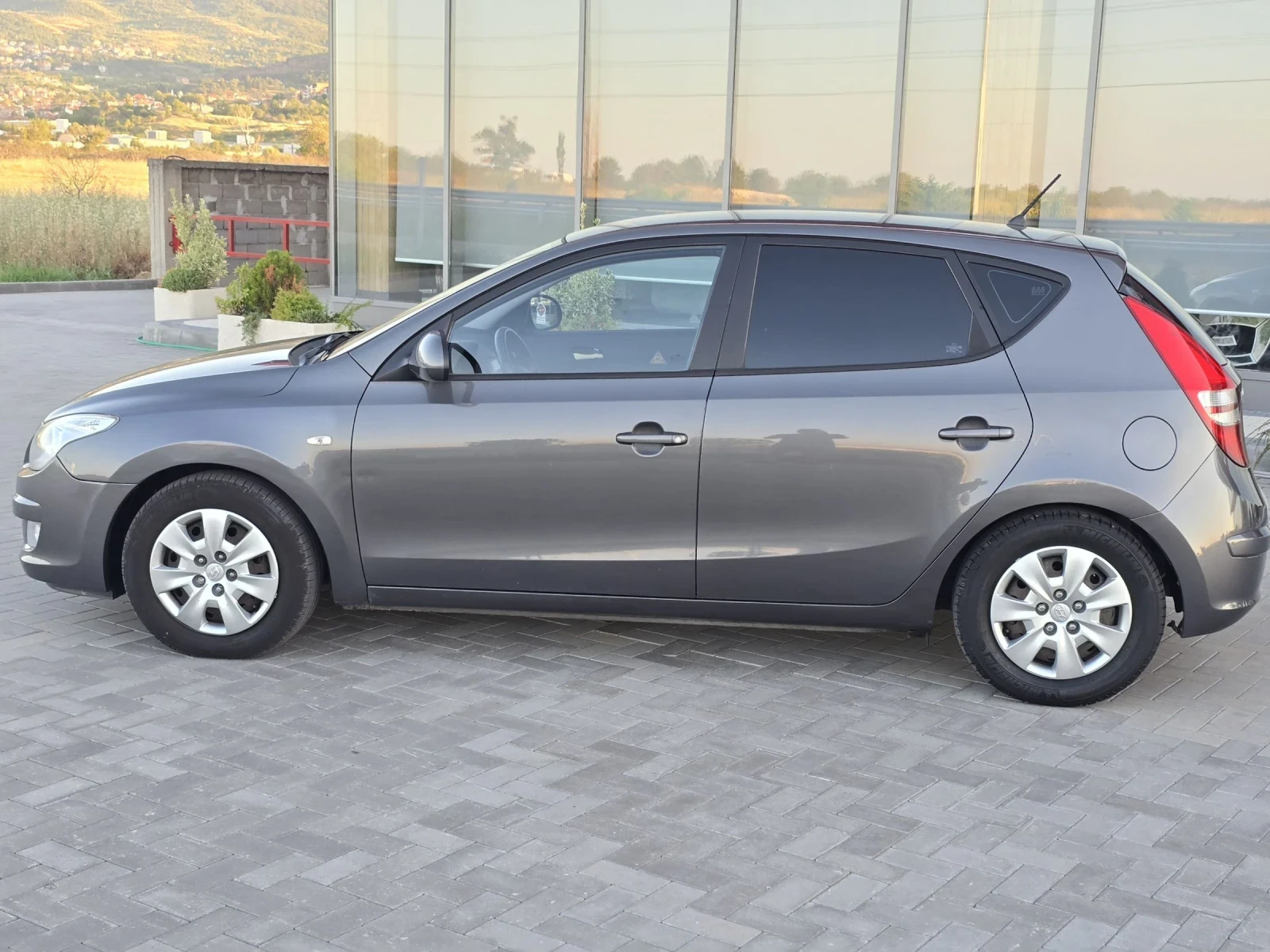 Hyundai I30 1.6CRDi/90КС. - изображение 8