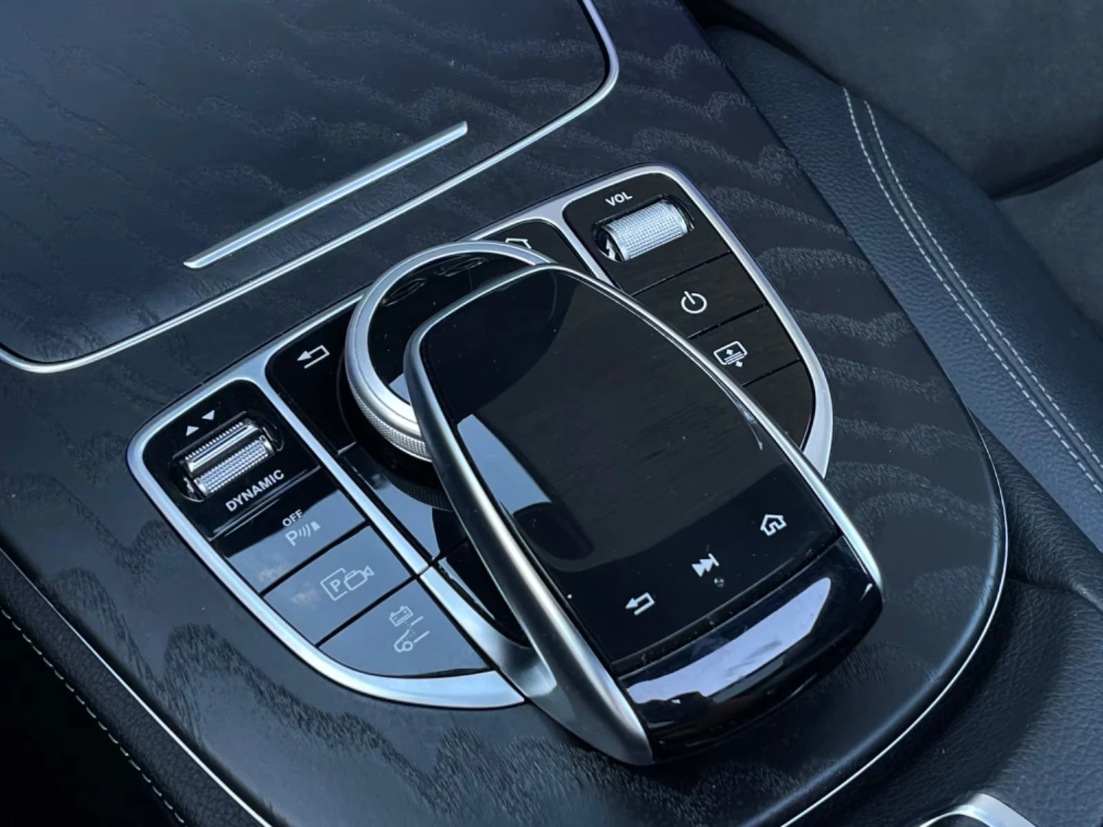 Mercedes-Benz E 300 e/AMG-LINE/320HP/PANO/360/BURM/LED/NAVI/DAB/711f | Mobile.bg   11