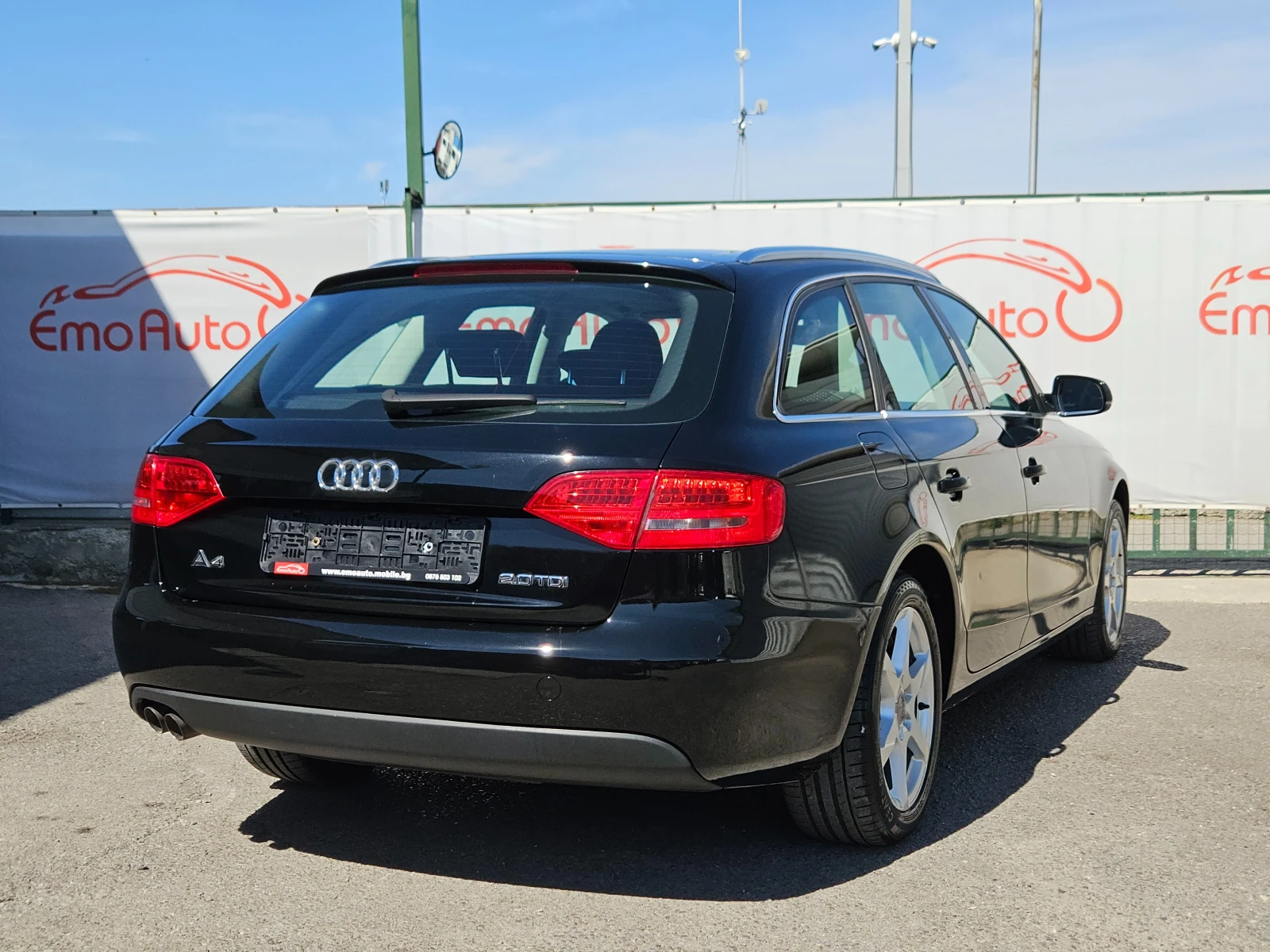 Audi A4 2.0TDI/FACELIFT/120k.c/LED/NAVI/БЛУТУТ/EURO 5A/ТОП - изображение 3