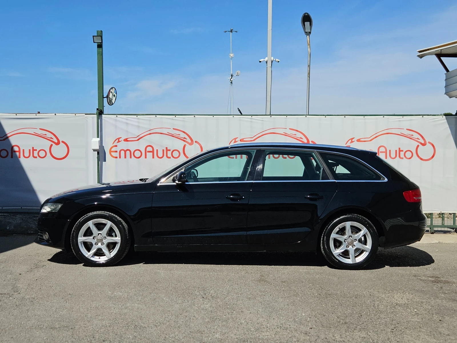 Audi A4 2.0TDI/FACELIFT/120k.c/LED/NAVI/БЛУТУТ/EURO 5A/ТОП - изображение 6