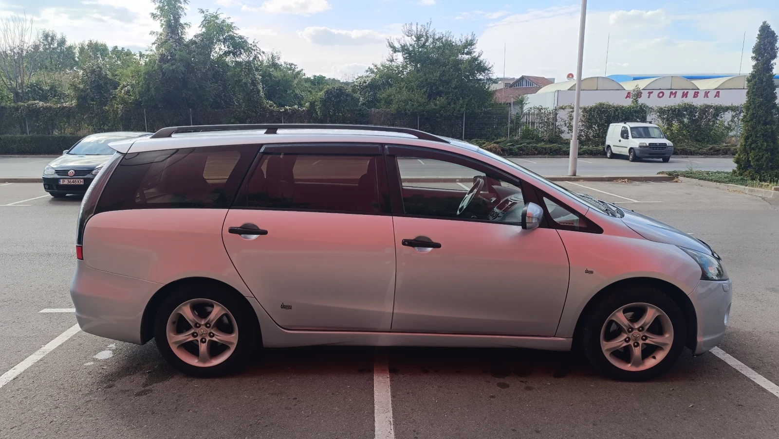 Mitsubishi Grandis 2.4i-ГАЗ - изображение 5