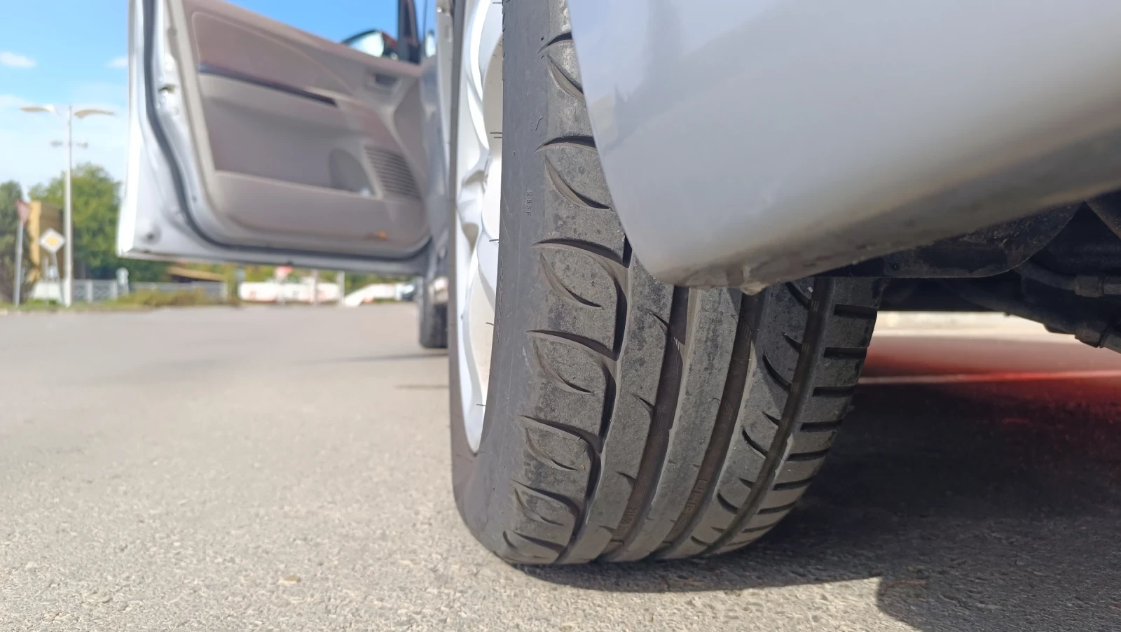 Mitsubishi Grandis 2.4i-ГАЗ | Mobile.bg — изображение 14