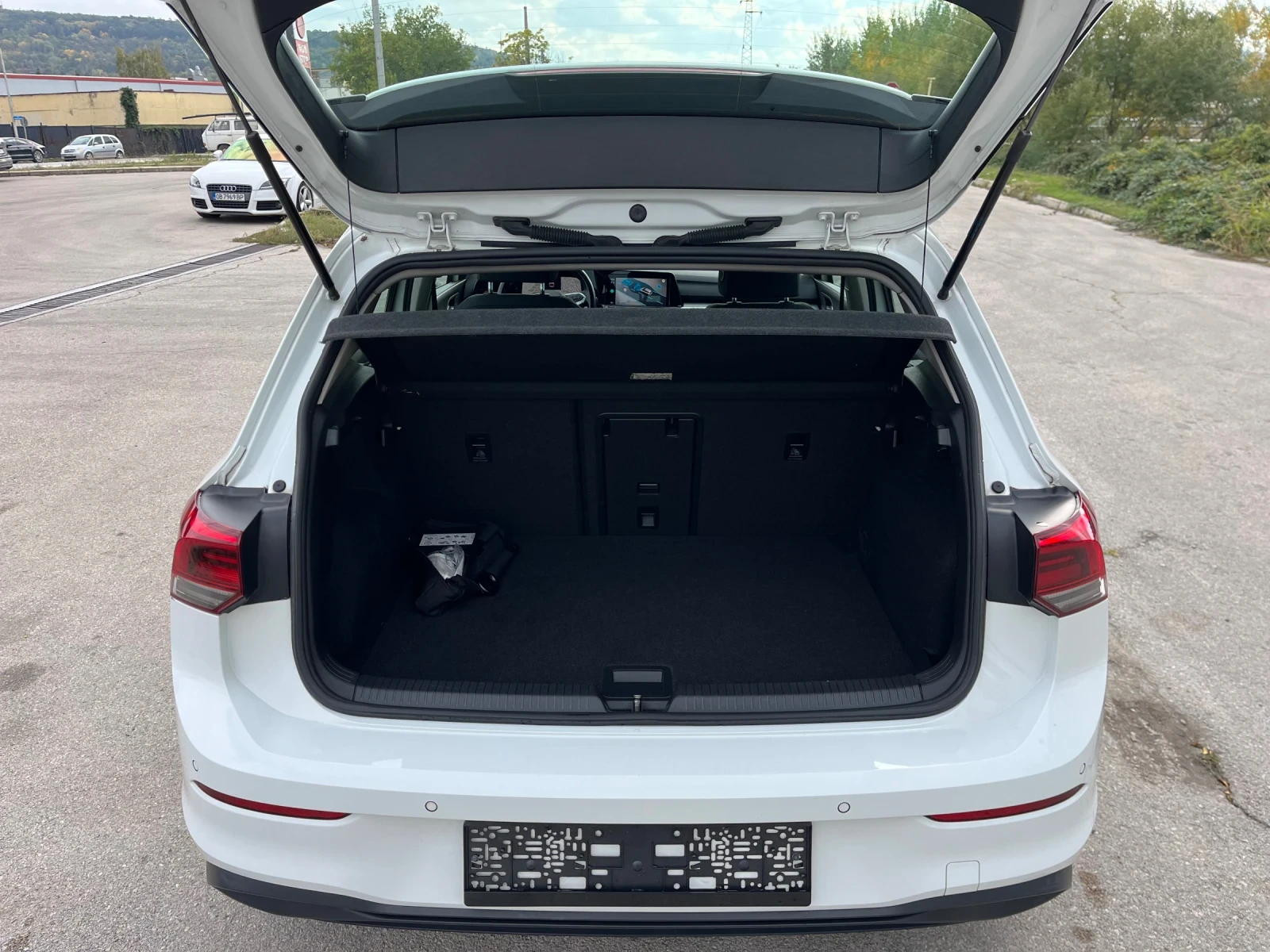 VW Golf | Mobile.bg   11