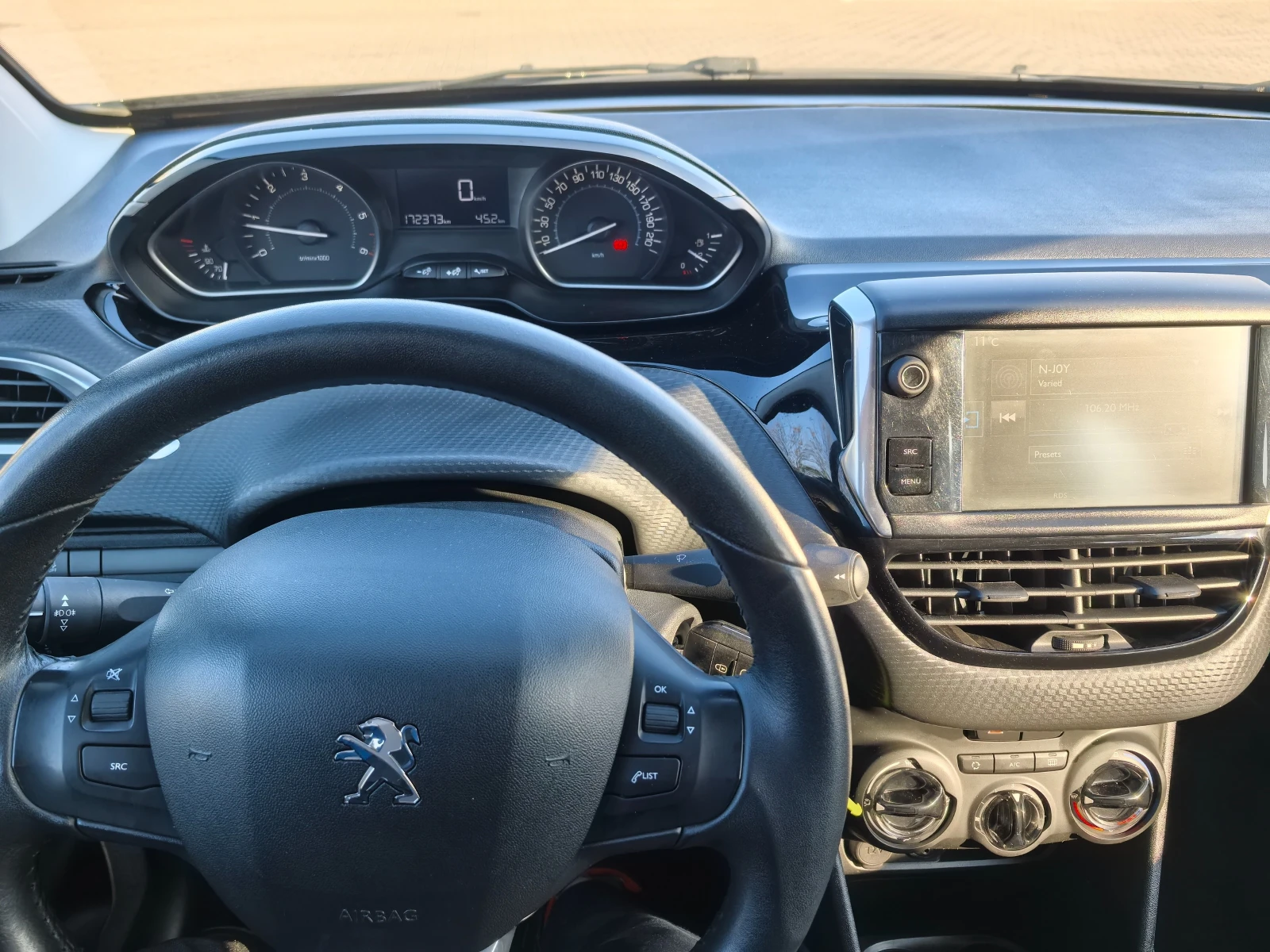 Peugeot 2008 1.6HDI 99kc  | Mobile.bg — изображение 12