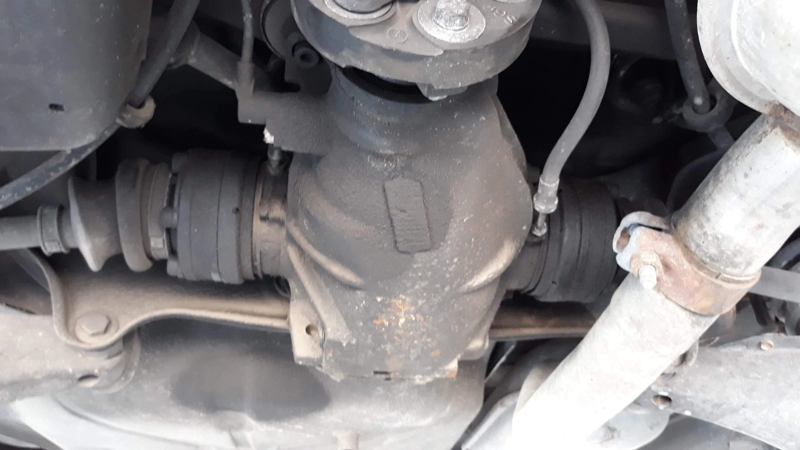 Mercedes-Benz 124 300 E 4x4 - изображение 8