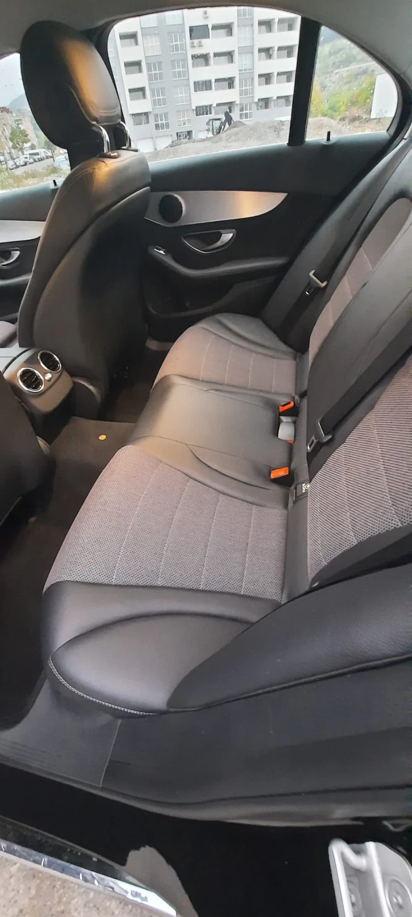 Mercedes-Benz 180  - изображение 10