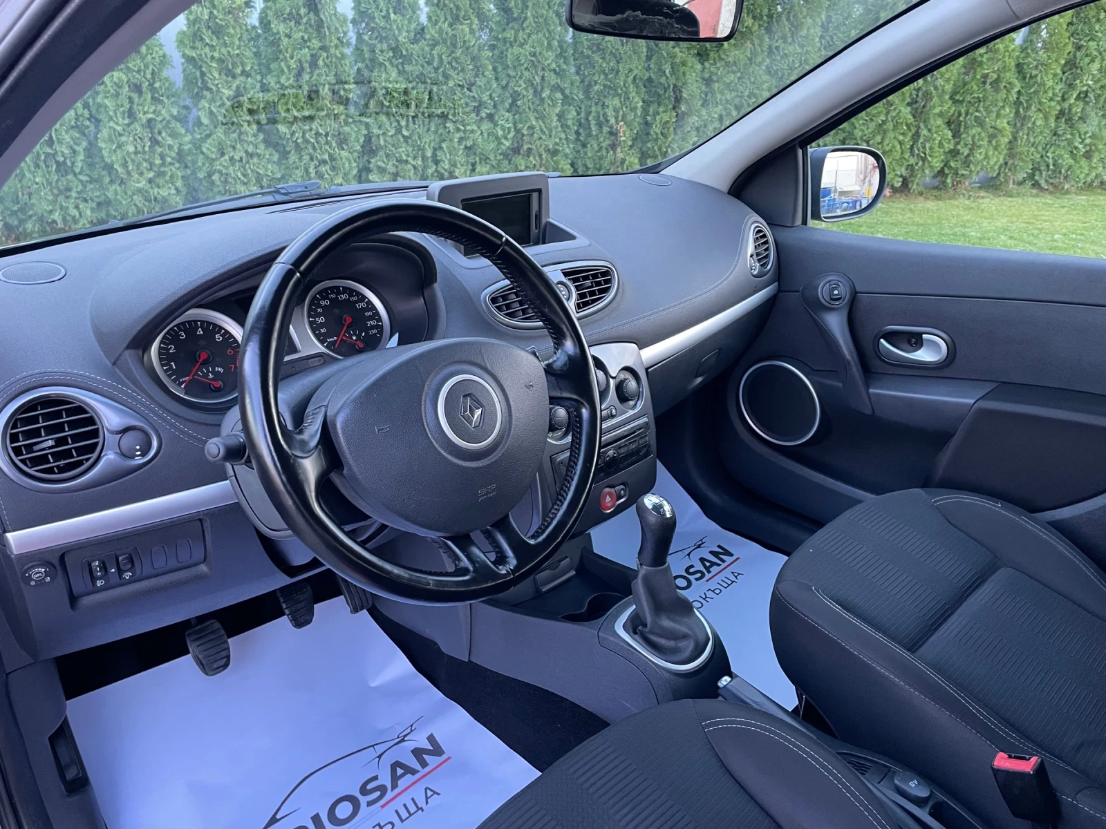 Renault Clio  1.2i Бензин/Газ/Navi/Италия/Юбилейно изпълнение  - изображение 7