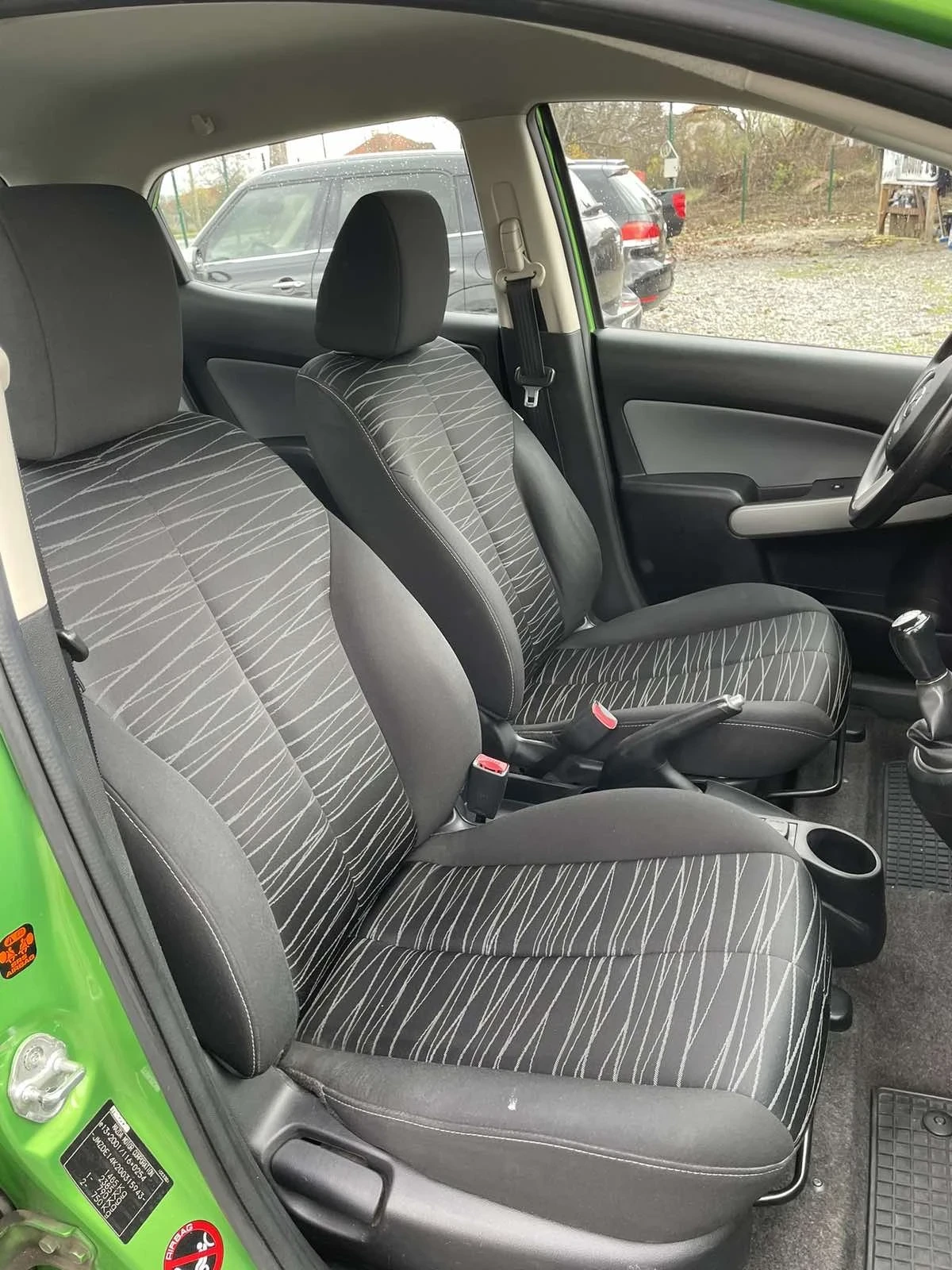 Mazda 2 1.3 i ! | Mobile.bg   12