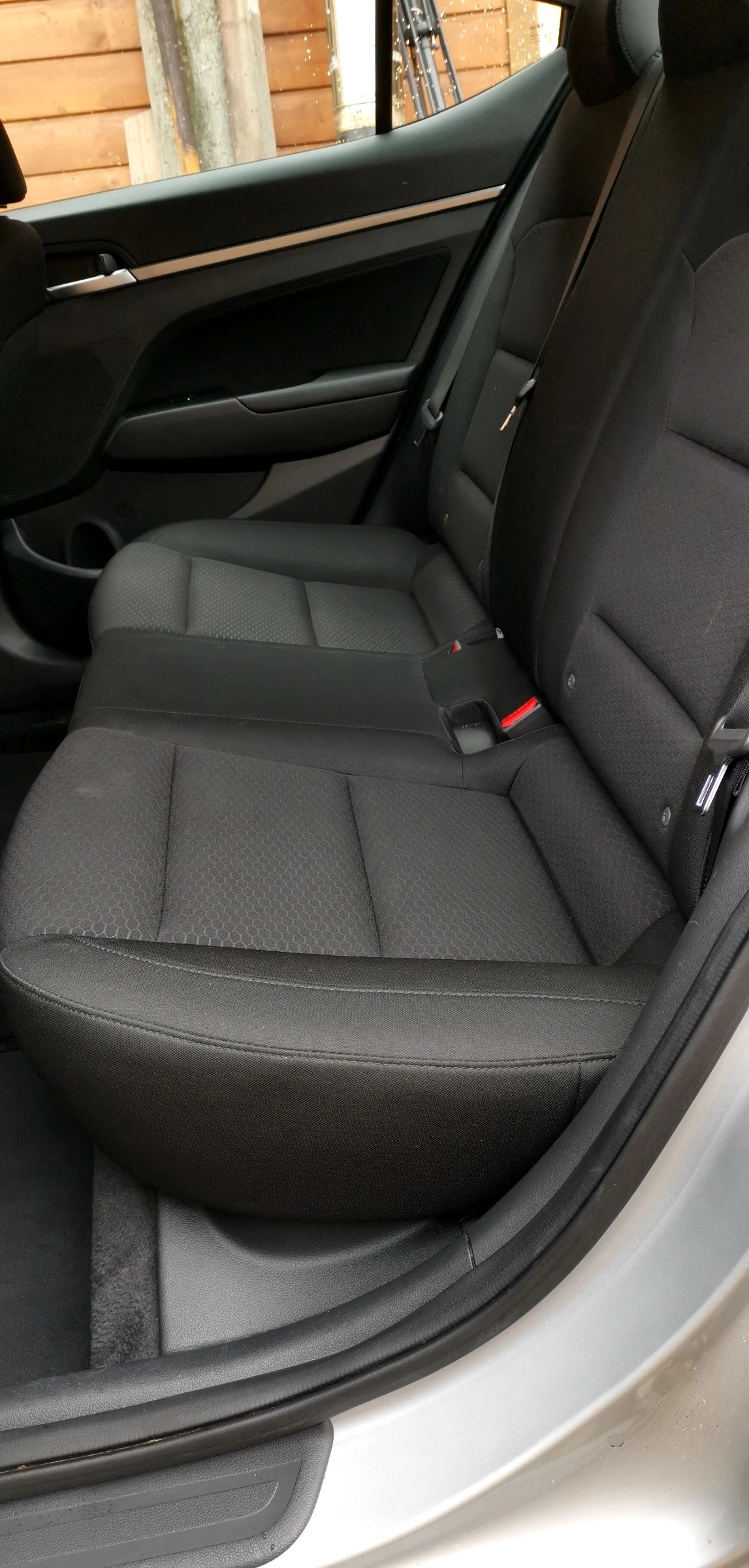 Hyundai Elantra | Mobile.bg   15