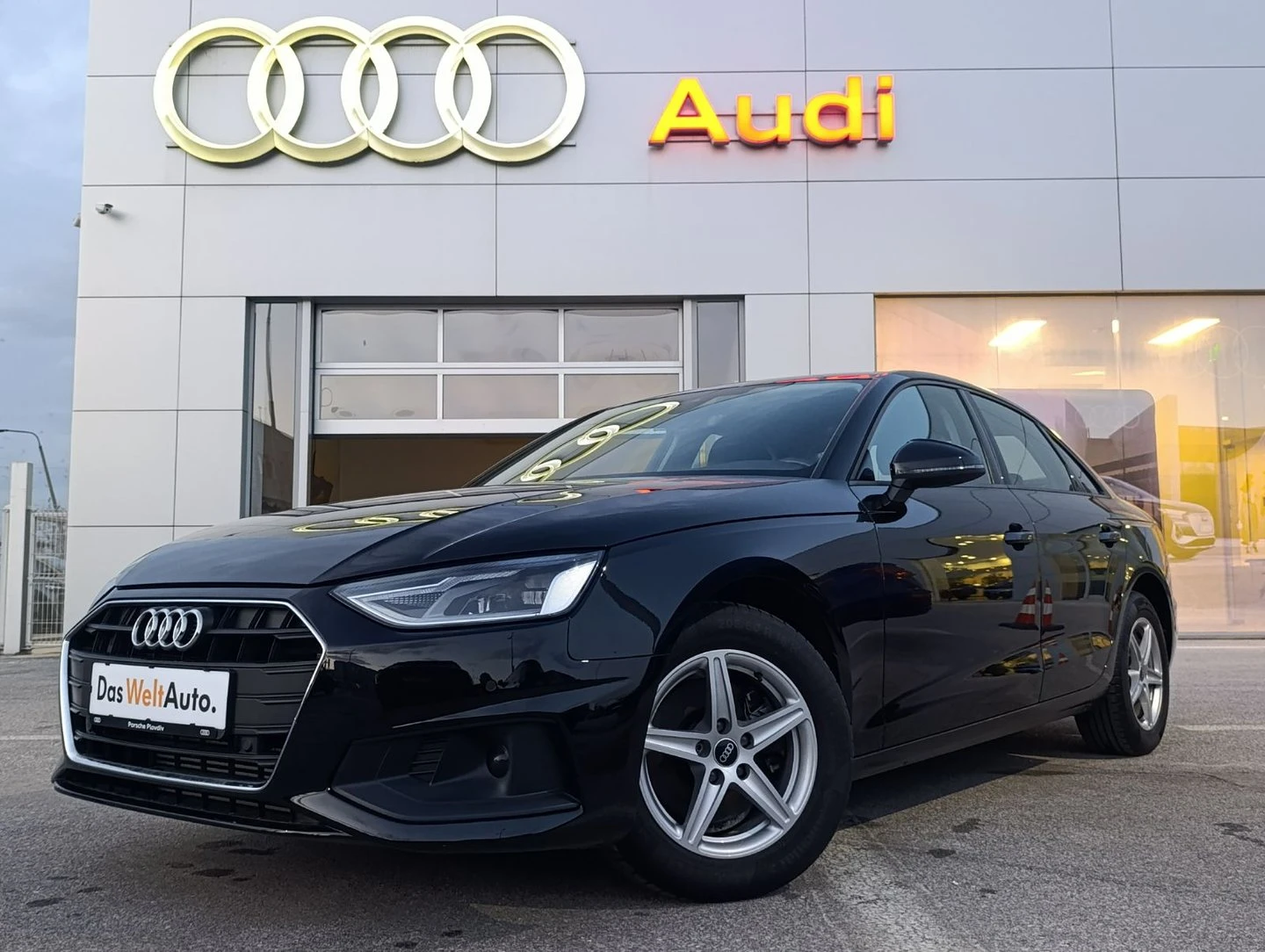 Audi A4 Limousine 35 TFSI, снимка 3 - Автомобили и джипове - 53915858