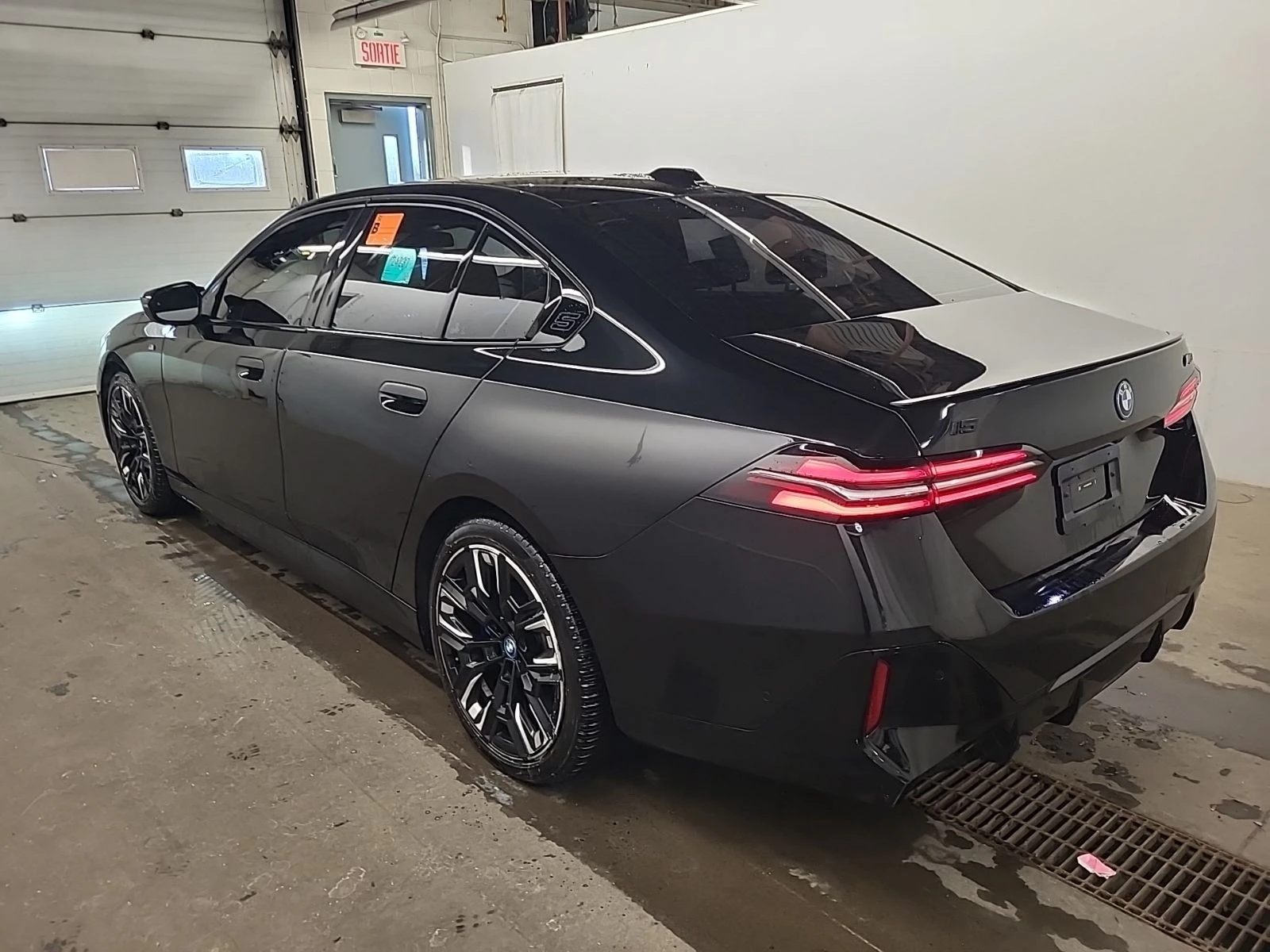 BMW i5 M6O XDRIVE CARFAX ���� ������  | Mobile.bg � ����������� 6