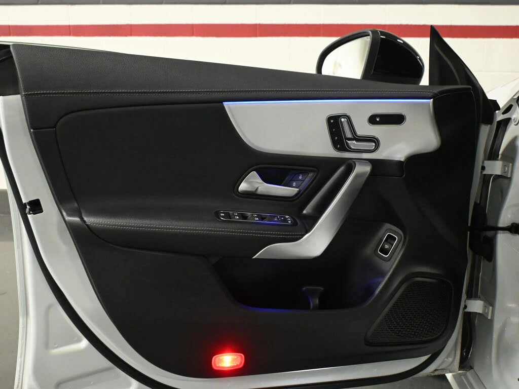 Mercedes-Benz CLA 250 4MATIC* ����������* (���� �� ��) | Mobile.bg � ����������� 10