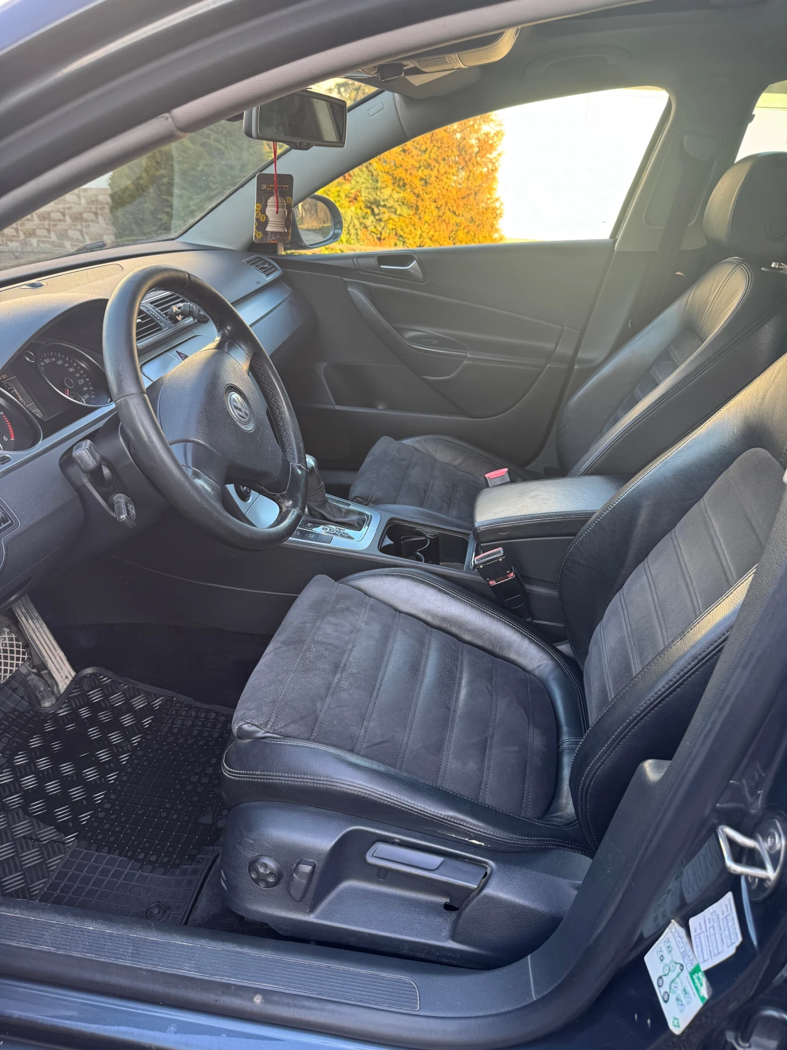 VW Passat, снимка 12 - Автомобили и джипове - 53774386