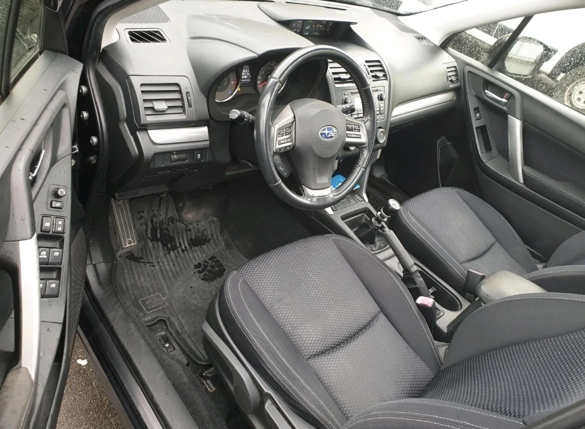 Subaru Forester 2.0 Diesel, снимка 8 - Автомобили и джипове - 53849860