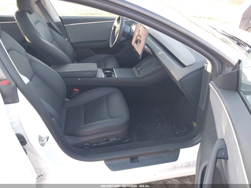 Tesla Model 3 Long Range RWD, снимка 5 - Автомобили и джипове - 54324141