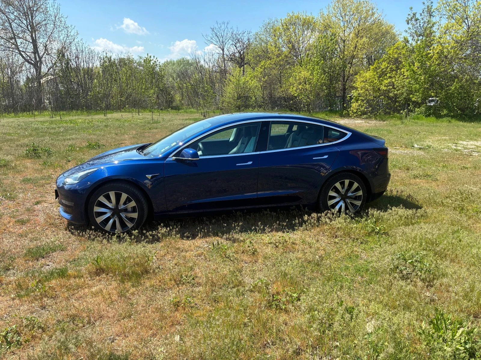 Tesla Model 3 Dual Motor Long Range, снимка 8 - Автомобили и джипове - 54355898