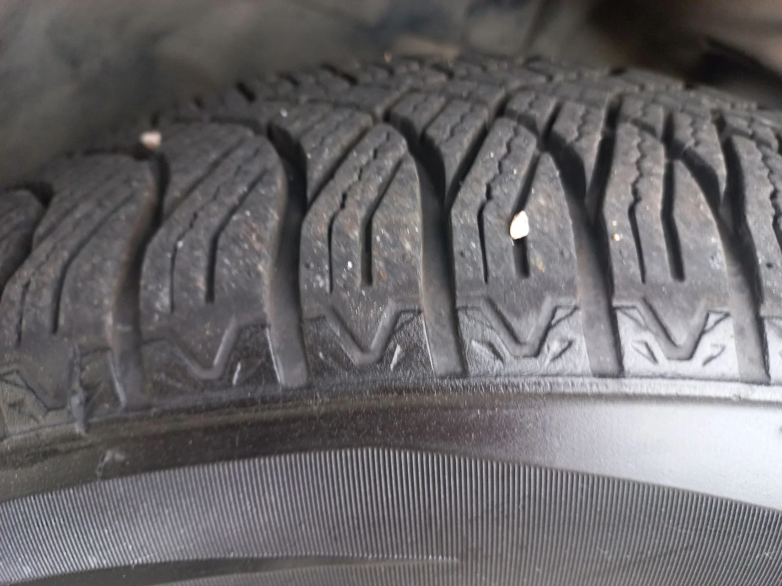 Citroen Berlingo 1.6hdi 90k.c., снимка 15 - Автомобили и джипове - 54609720