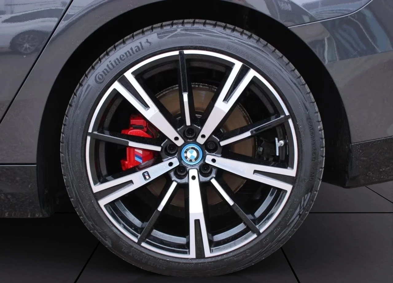 BMW i5 xDrive 40 WLTP 538 km | Mobile.bg � ����������� 5