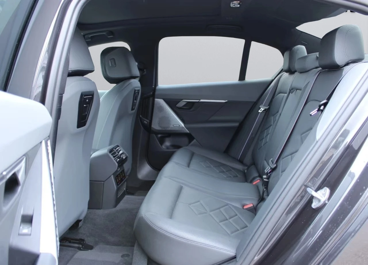 BMW i5 xDrive 40 WLTP 538 km | Mobile.bg � ����������� 12