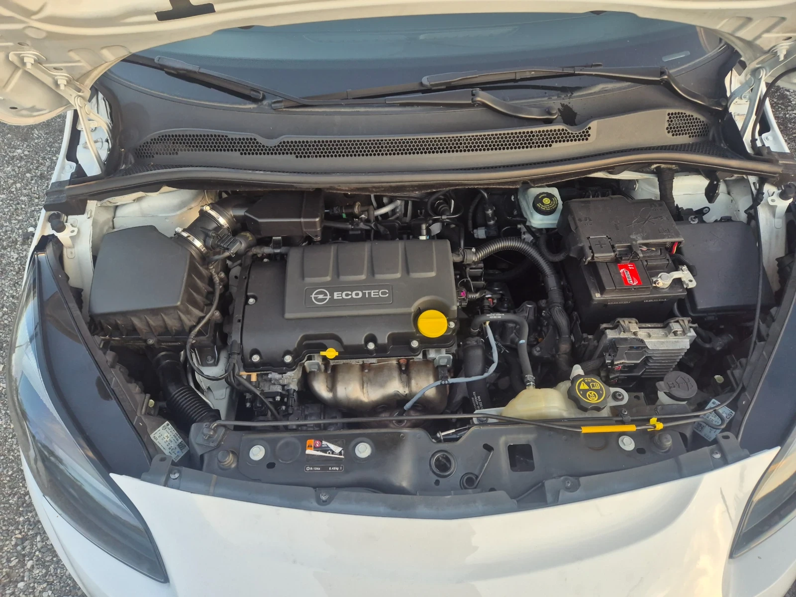 Opel Corsa 1.2 - 69 к.с. EURO 6, снимка 12 - Автомобили и джипове - 54962889