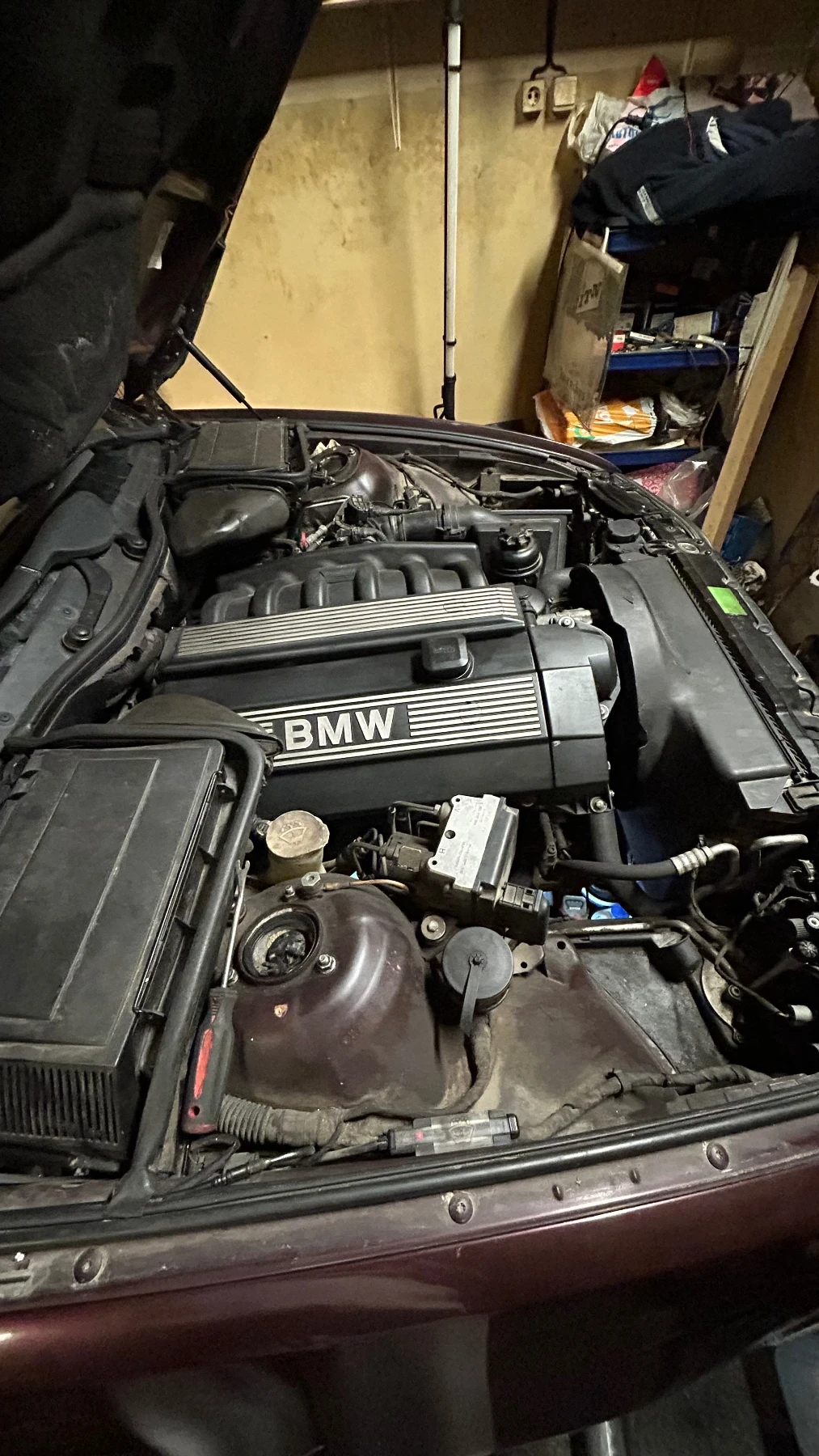 BMW 520, снимка 12 - Автомобили и джипове - 55060993
