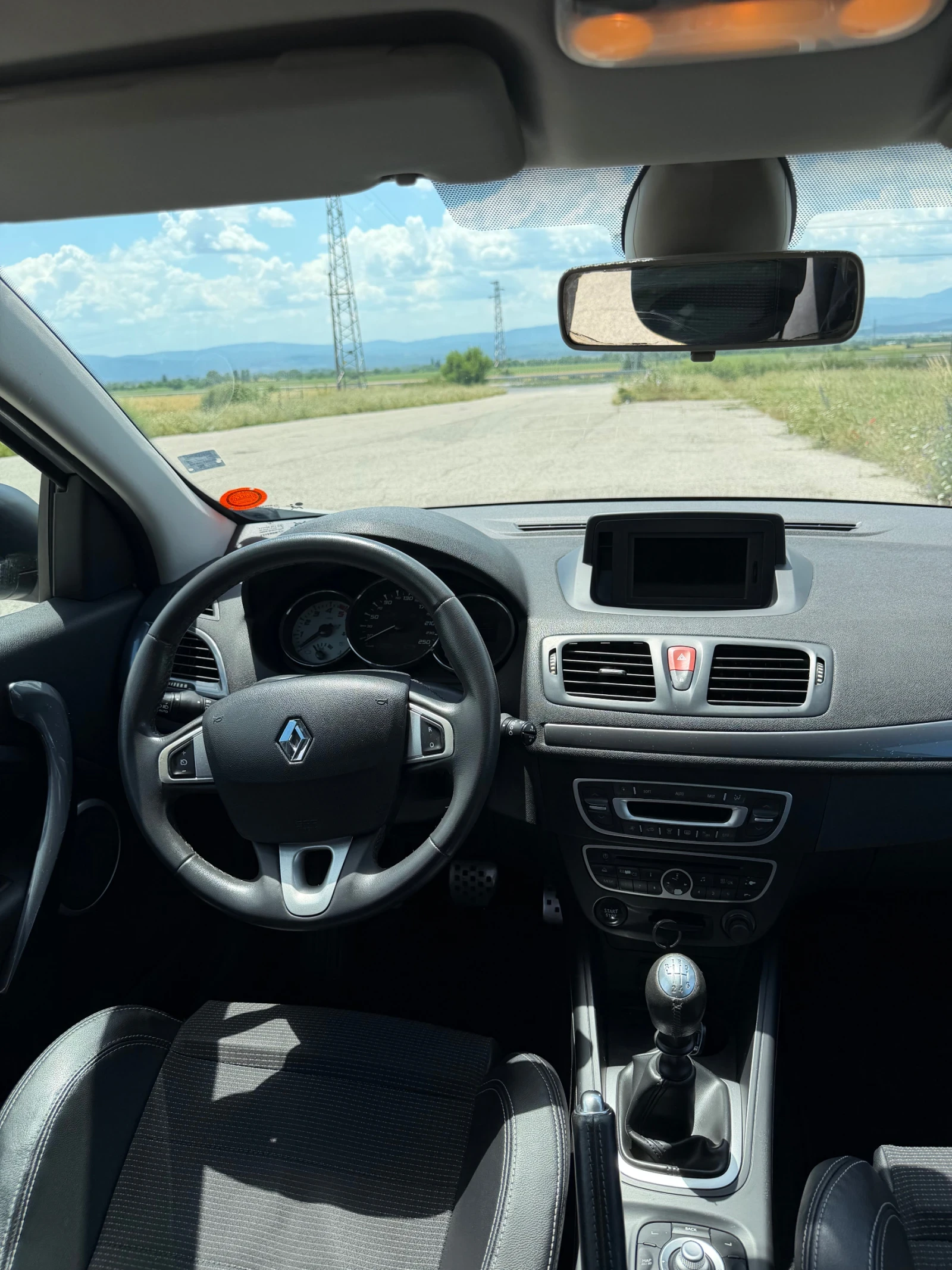 Renault Megane, снимка 15 - Автомобили и джипове - 55129489