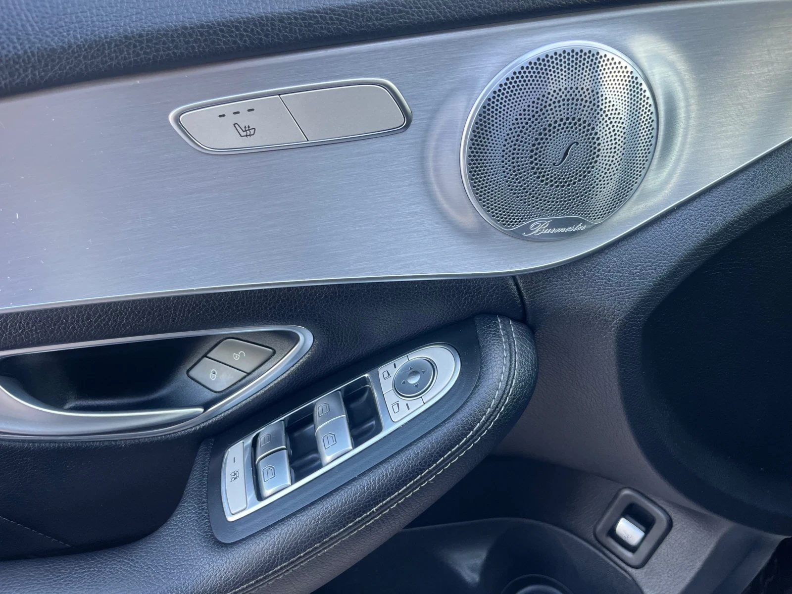 Mercedes-Benz C 220 AMG пакет FULL, снимка 11 - Автомобили и джипове - 55307065
