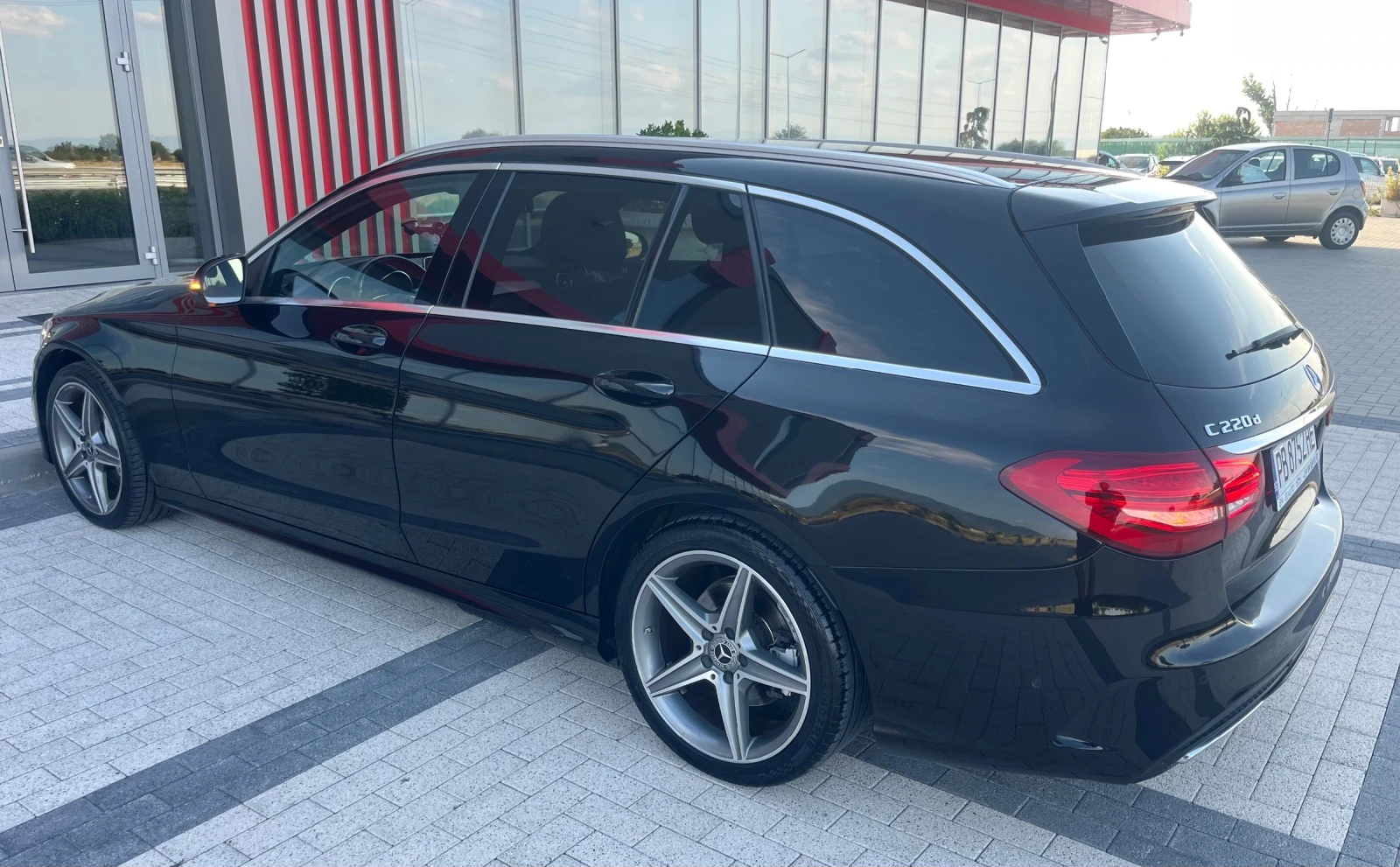 Mercedes-Benz C 220 AMG пакет FULL, снимка 4 - Автомобили и джипове - 55307065
