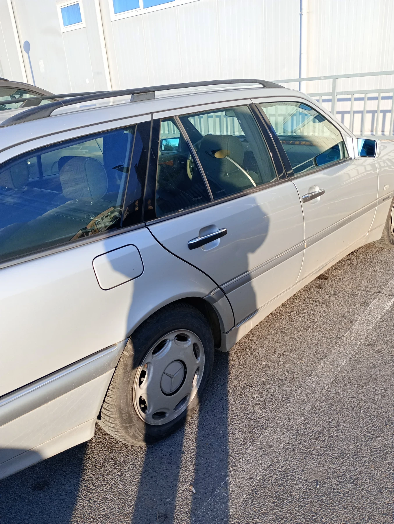 Mercedes-Benz C 180, снимка 4 - Автомобили и джипове - 55339630