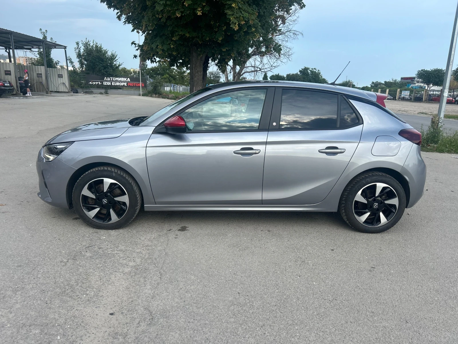 Opel Corsa 50 kw. 350km. ШВЕЙЦАРИЯ, снимка 4 - Автомобили и джипове - 55357544
