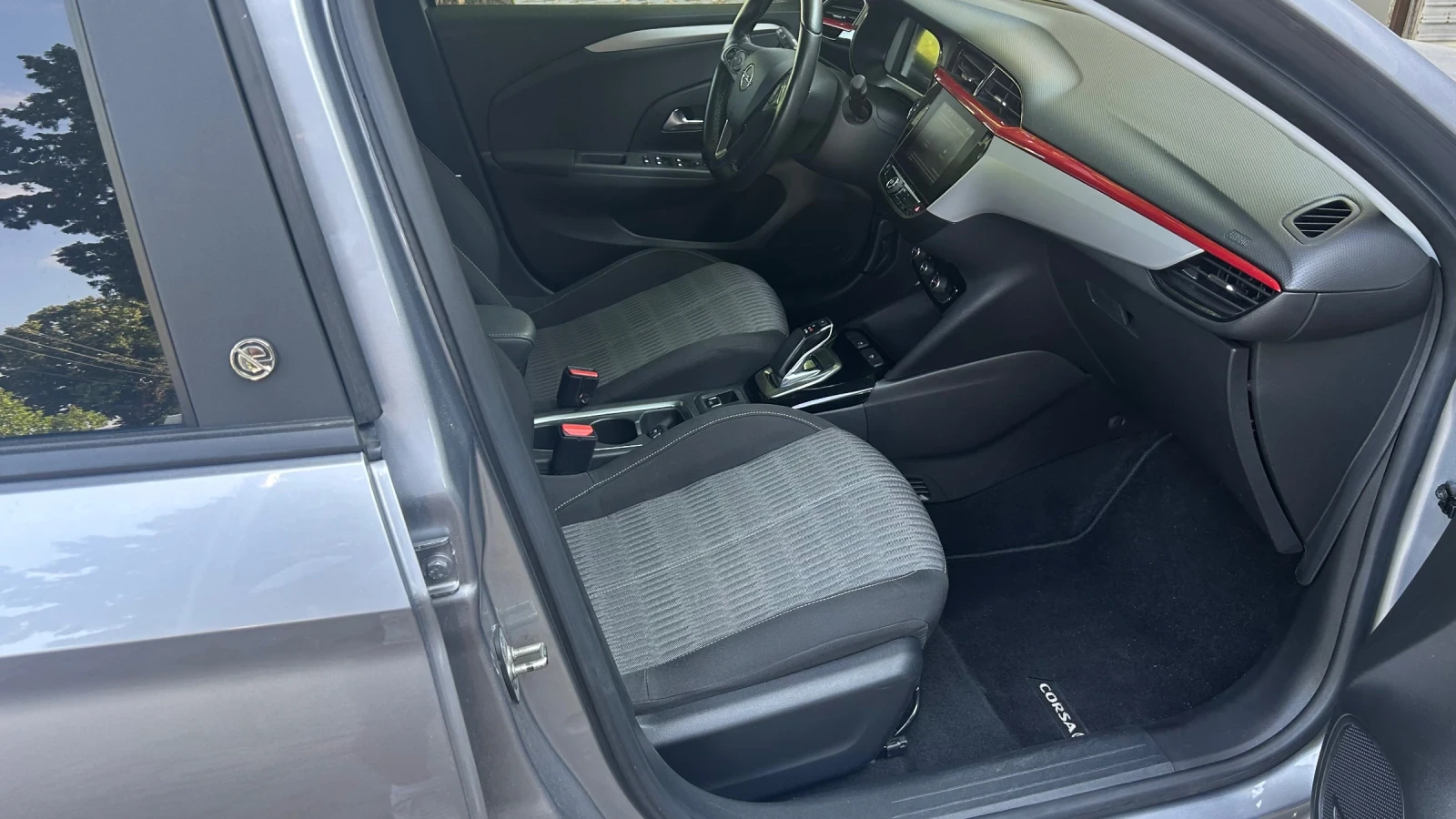 Opel Corsa 50 kw. 350km. ШВЕЙЦАРИЯ, снимка 11 - Автомобили и джипове - 55357544