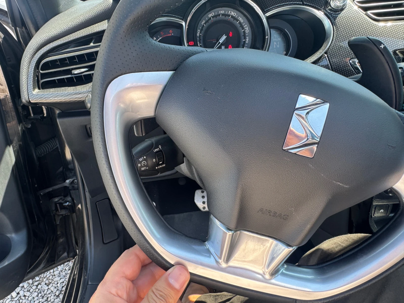Citroen DS3 CABRIO * 1.6hdi 92hp* КОЖА* КЛИМА* LED* 2014г, снимка 3 - Автомобили и джипове - 55486897